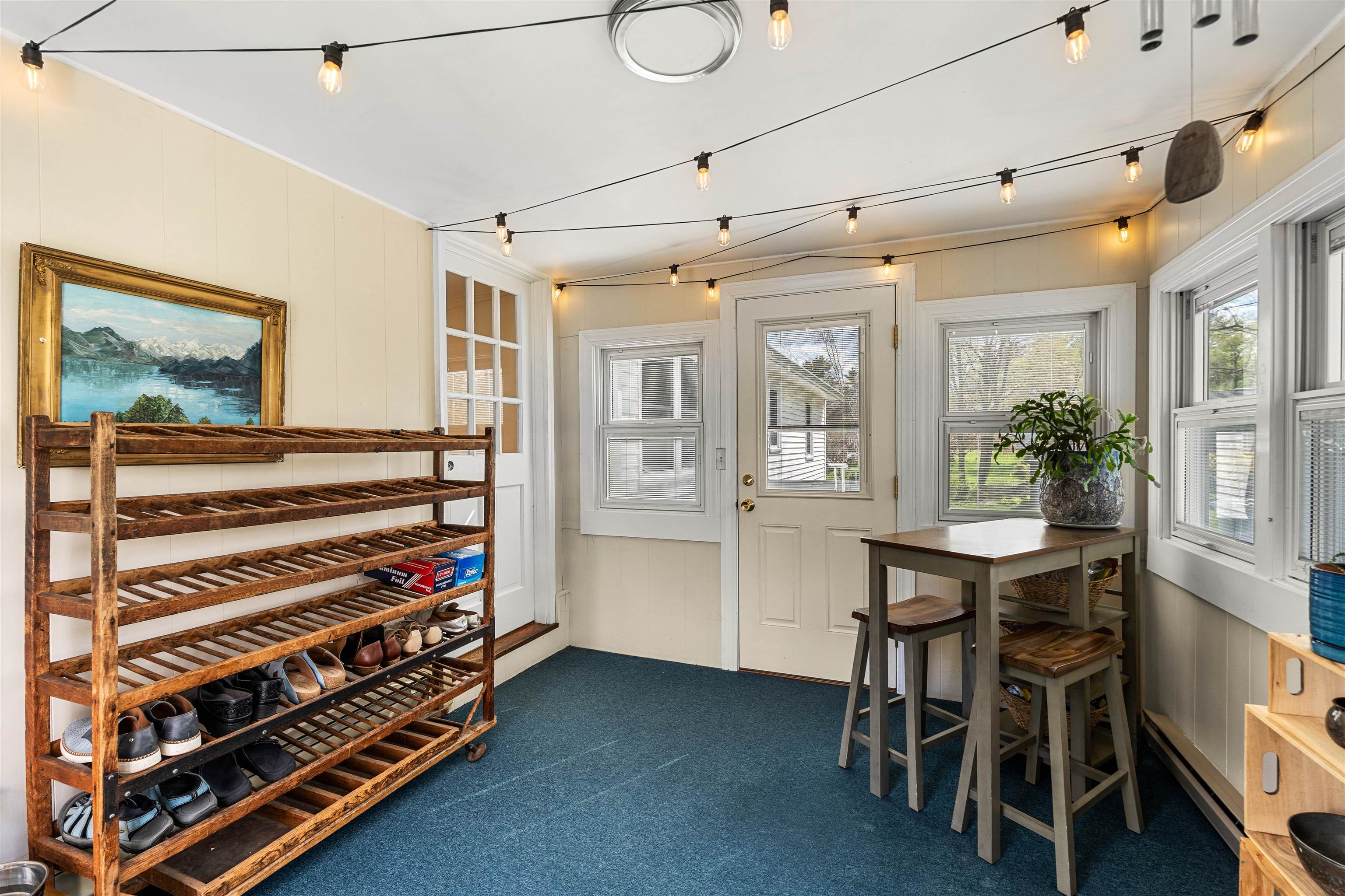 410 E View Drive