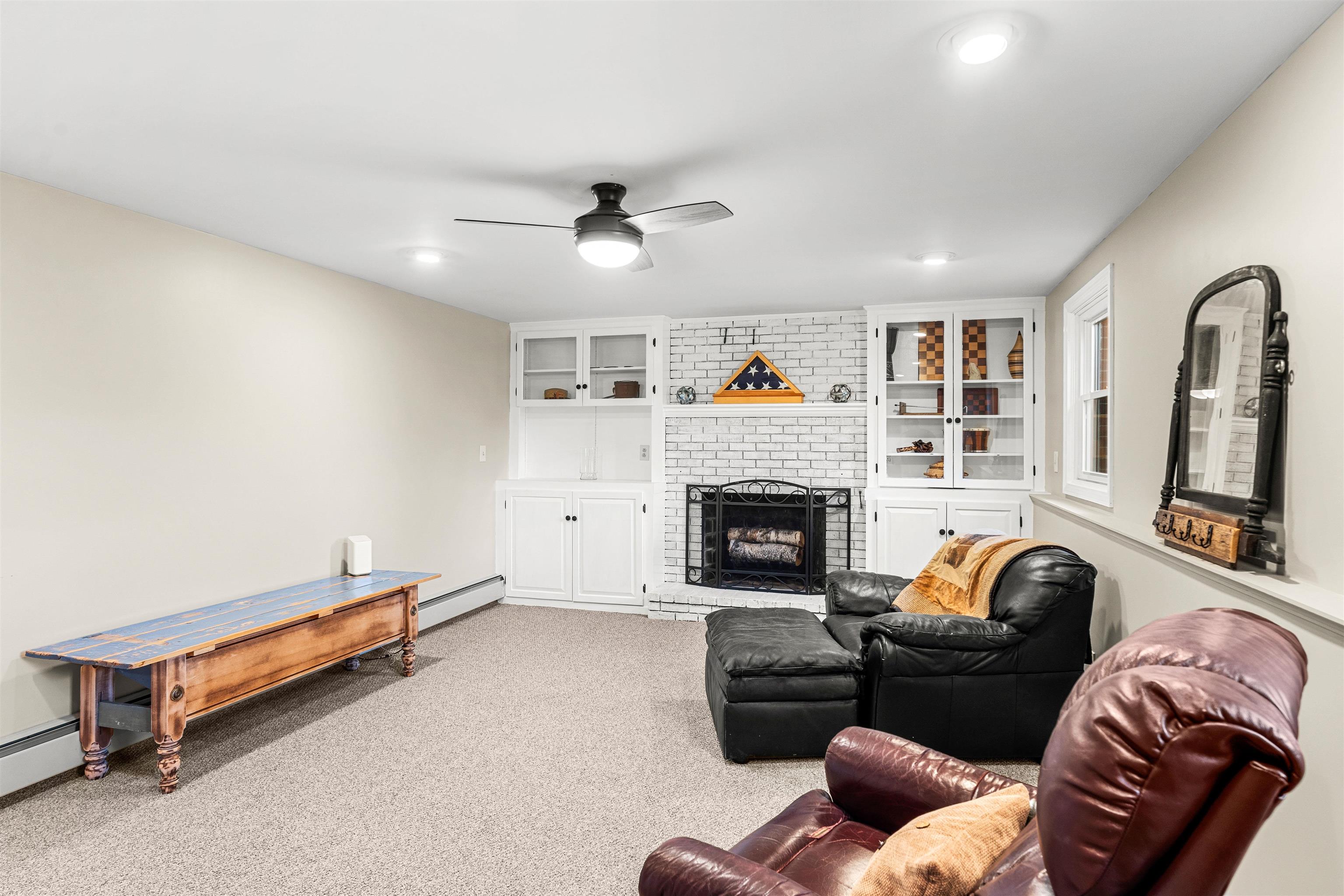 410 E View Drive
