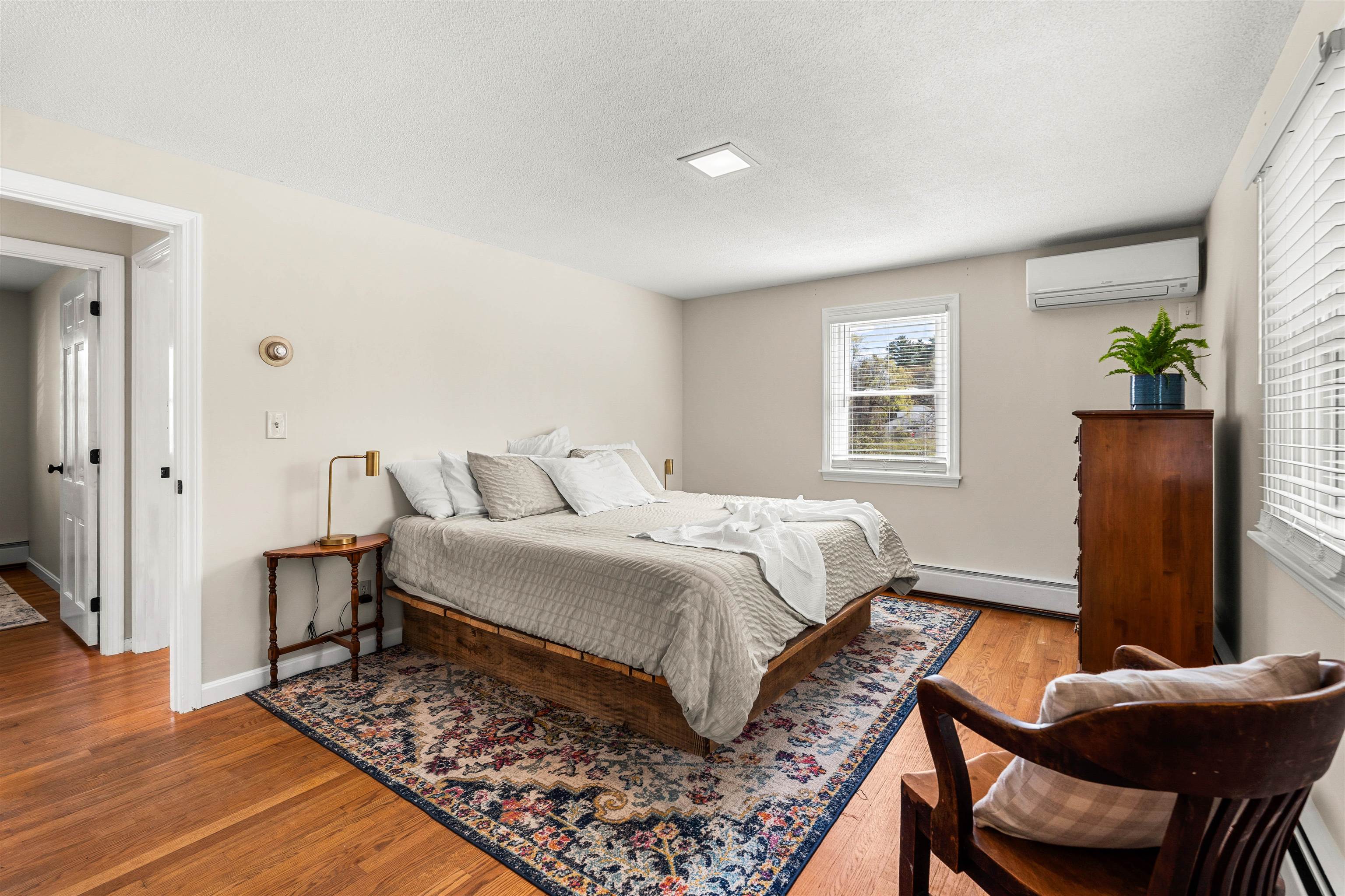 410 E View Drive