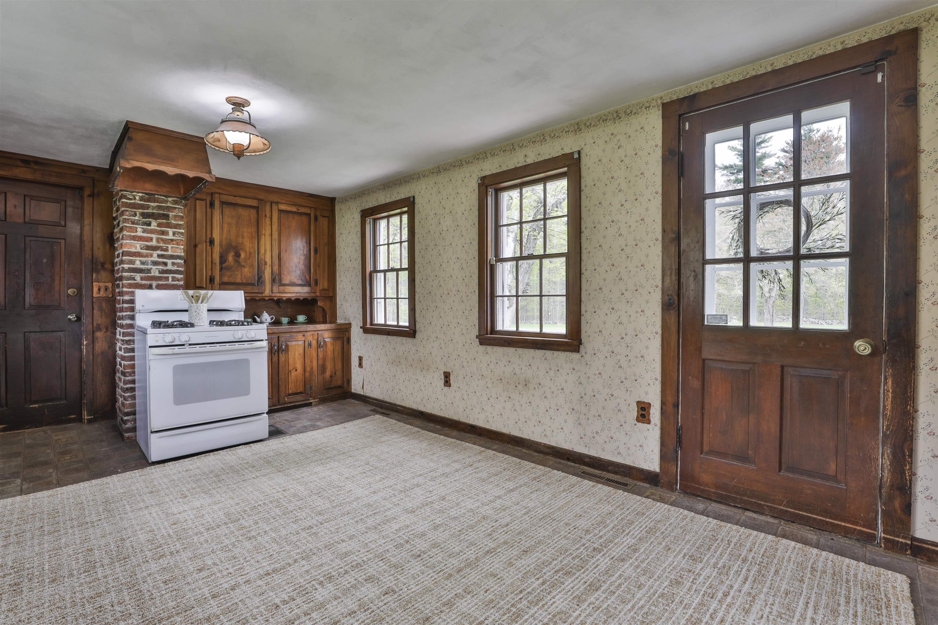 1 Featherbed Lane