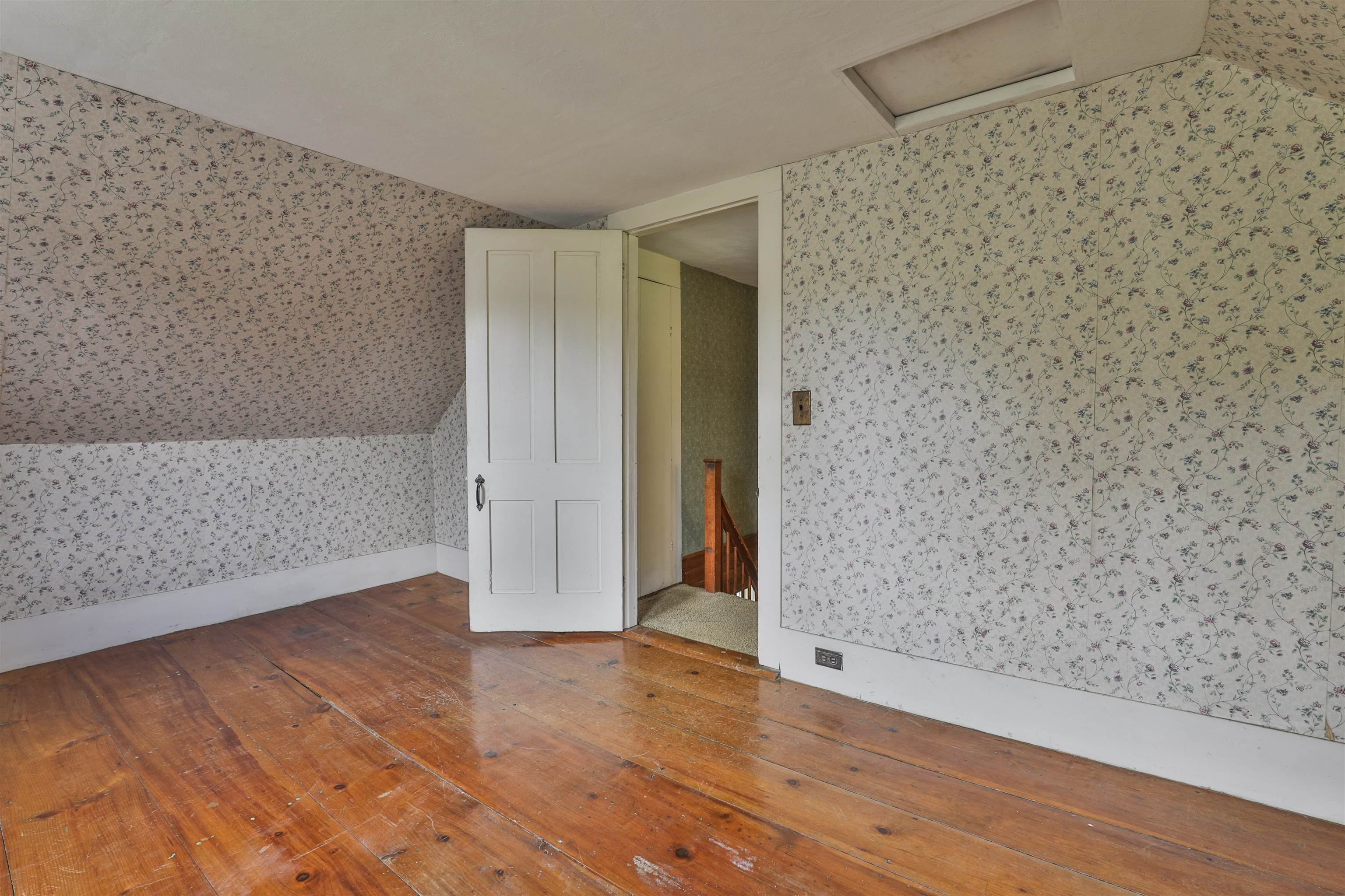 1 Featherbed Lane