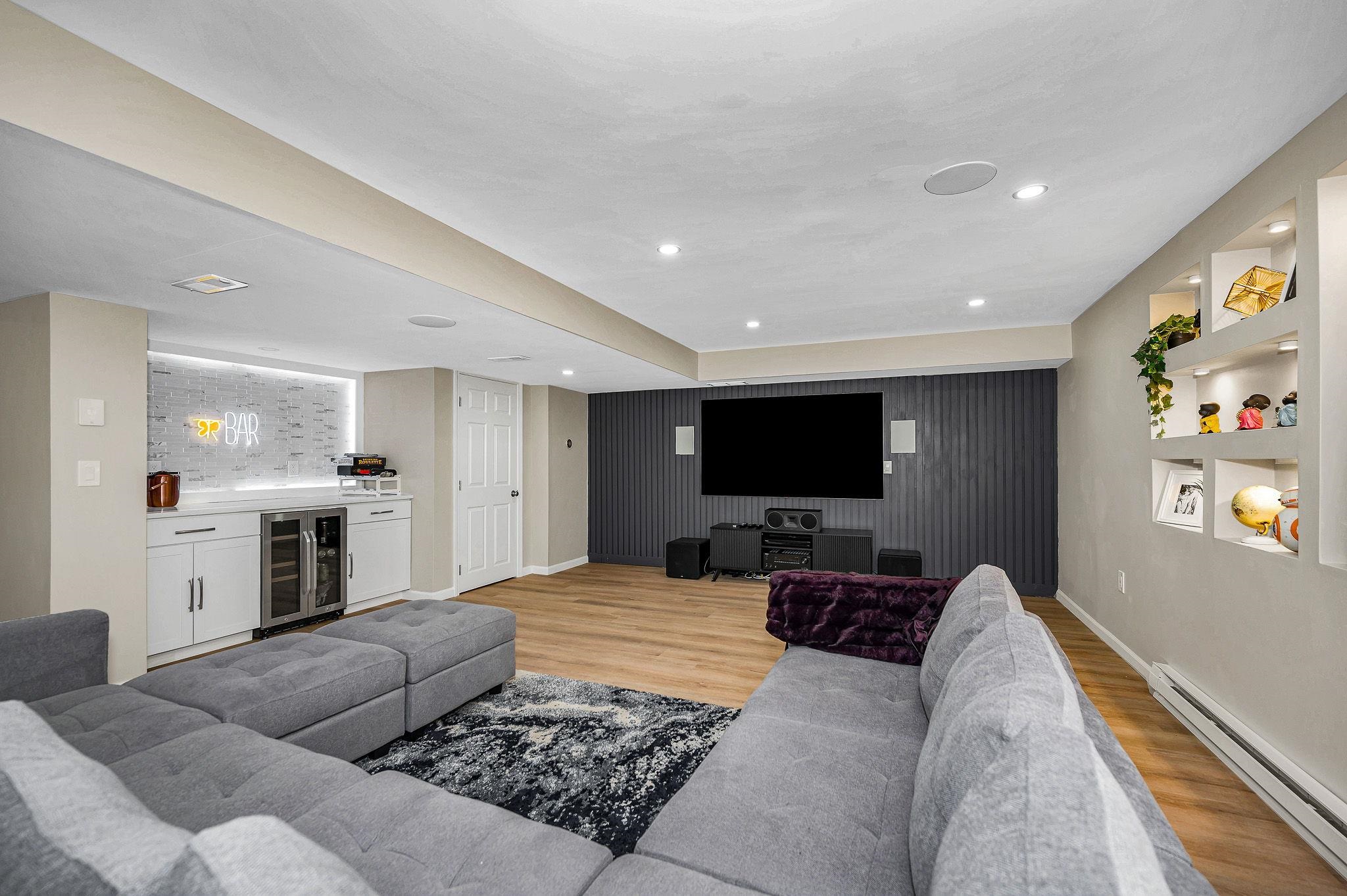 12 Dunstable Circle
