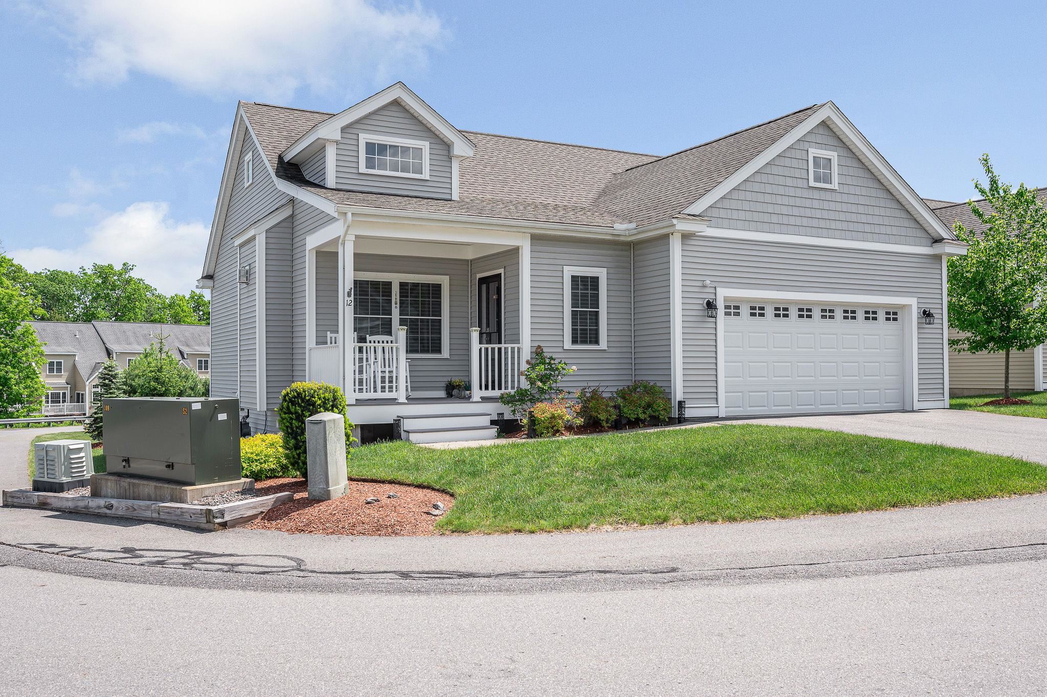 12 Dunstable Circle
