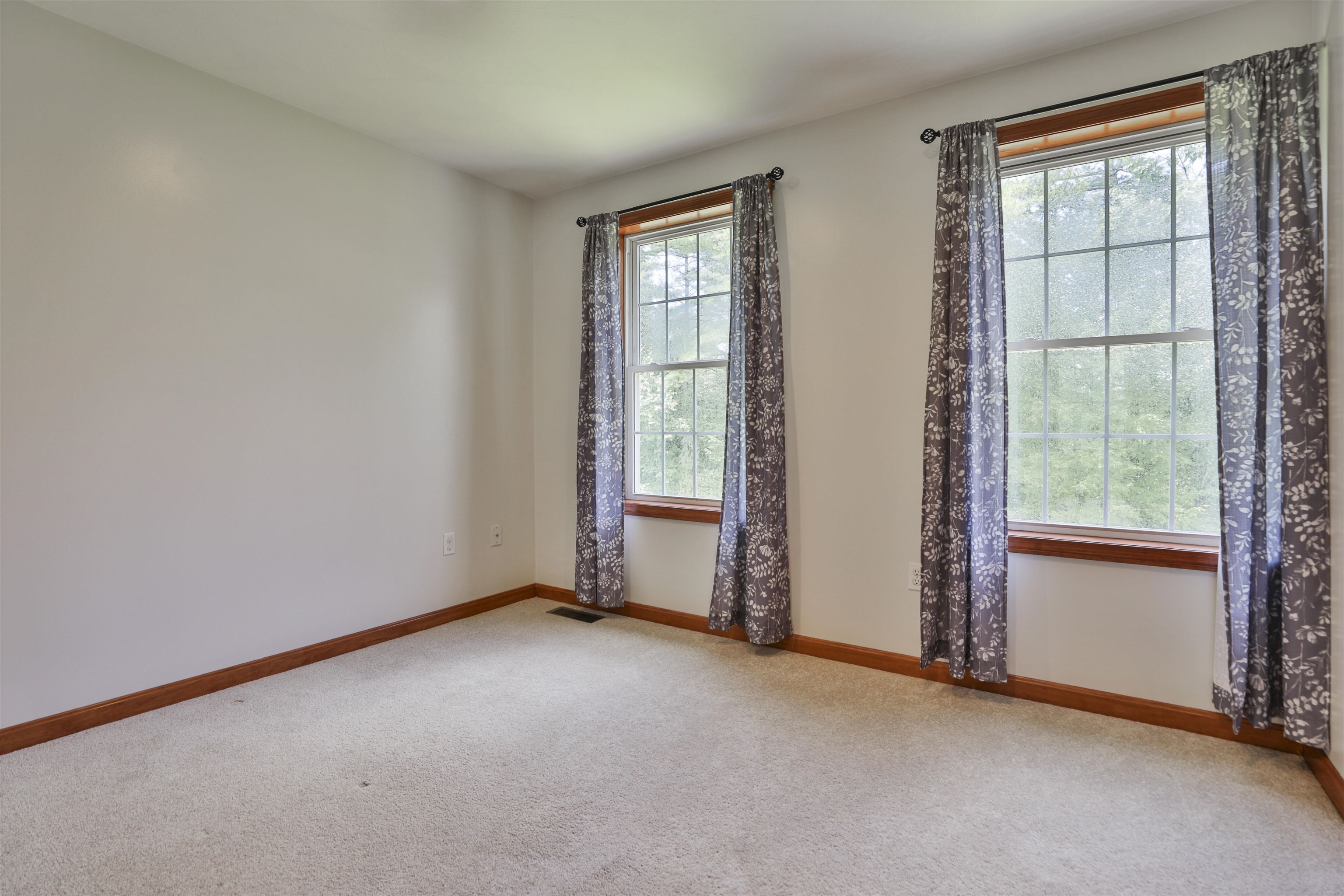 14 Ames Road