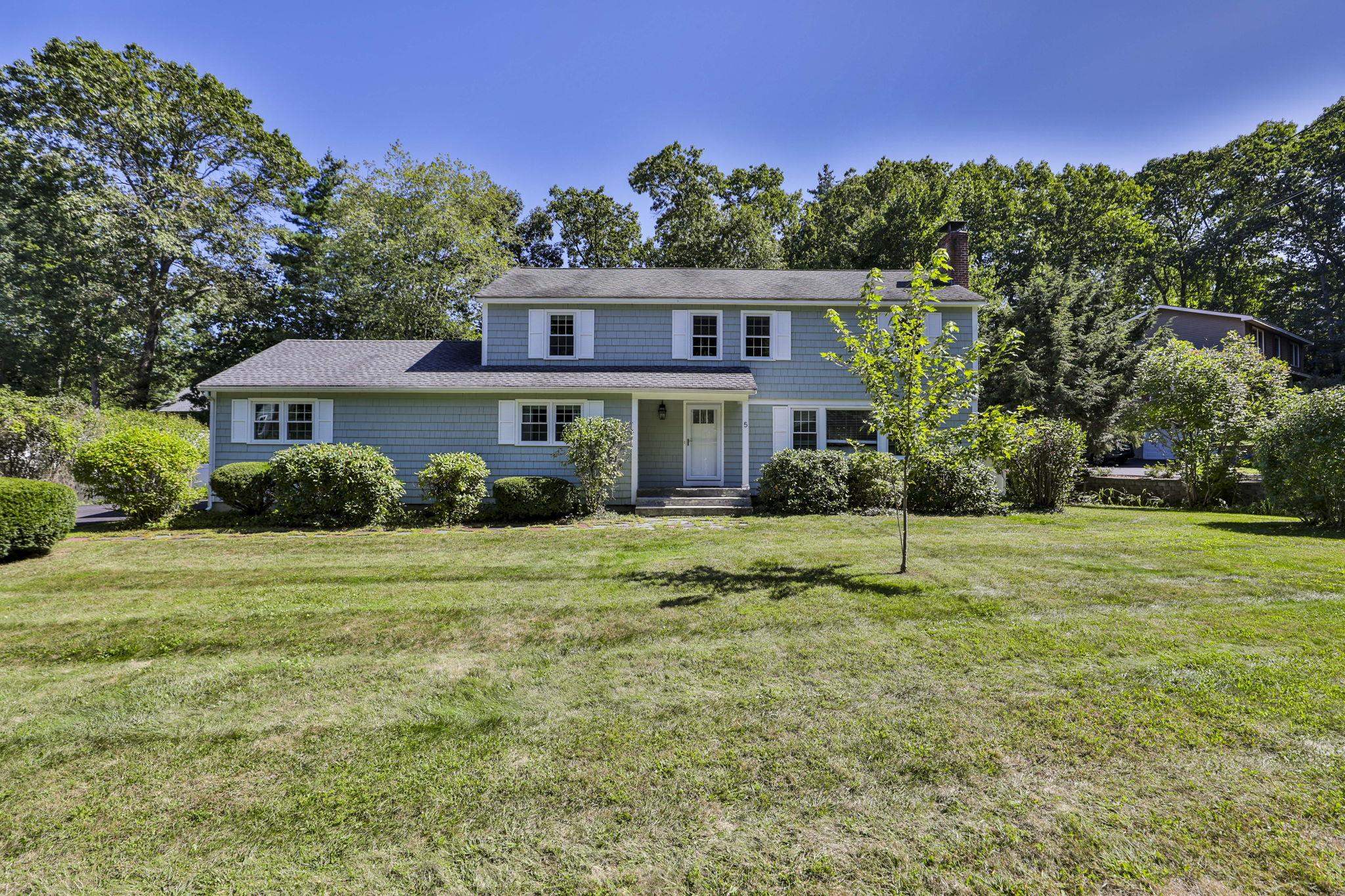 5 Meredith Drive