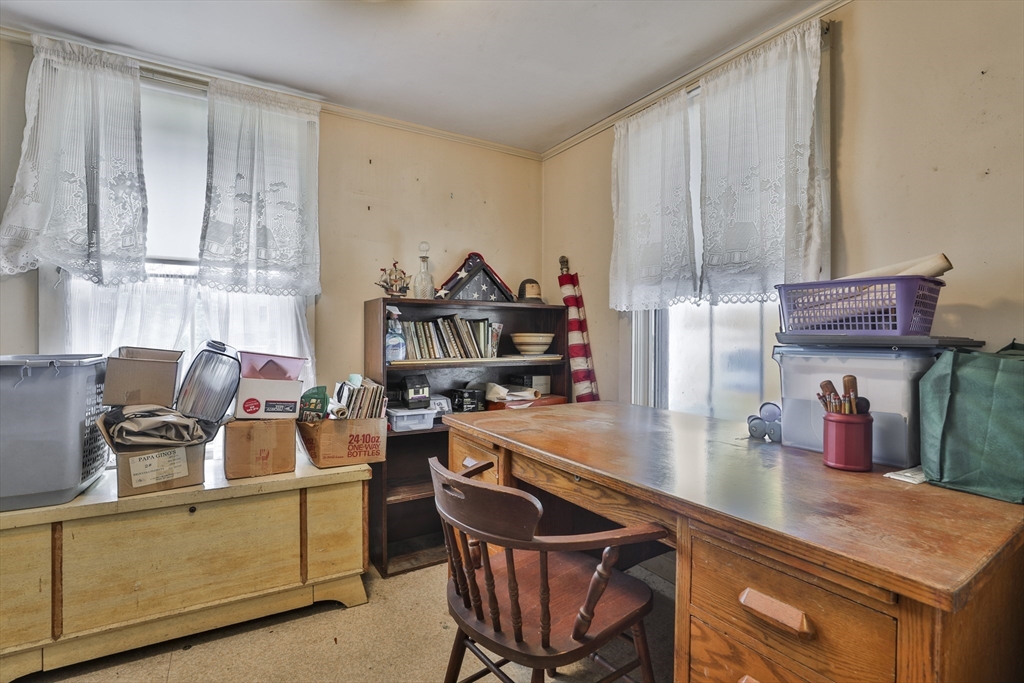 6 Anderson St