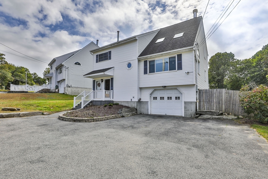 100 Sunderland Rd