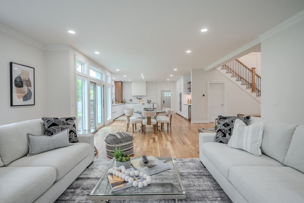 276 Lexington