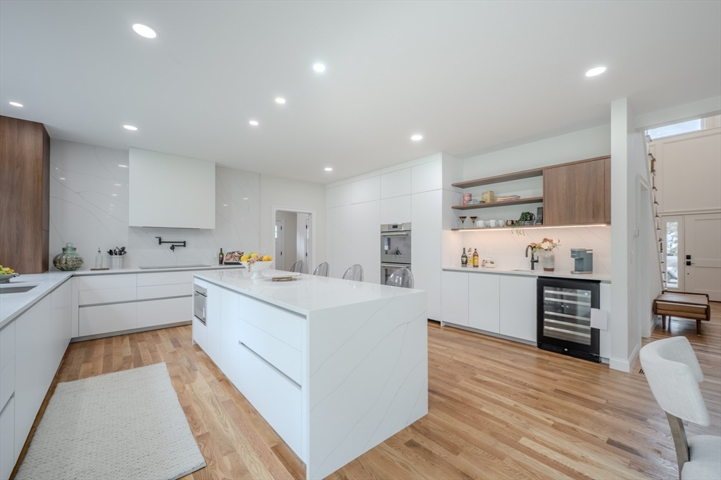 276 Lexington