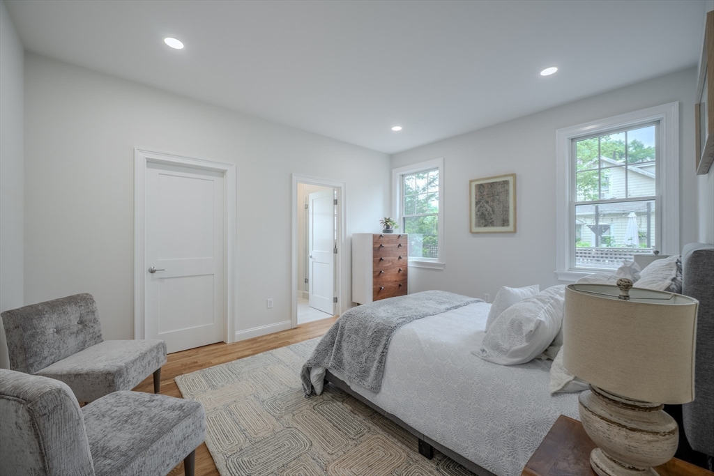 276 Lexington