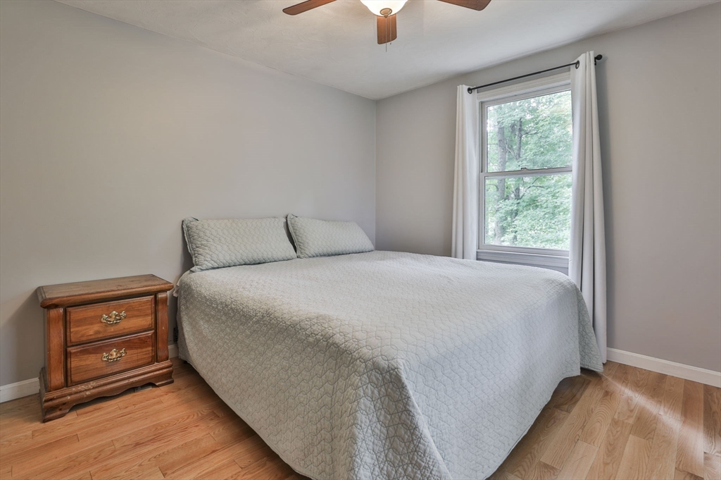 1 Deer Path Ln