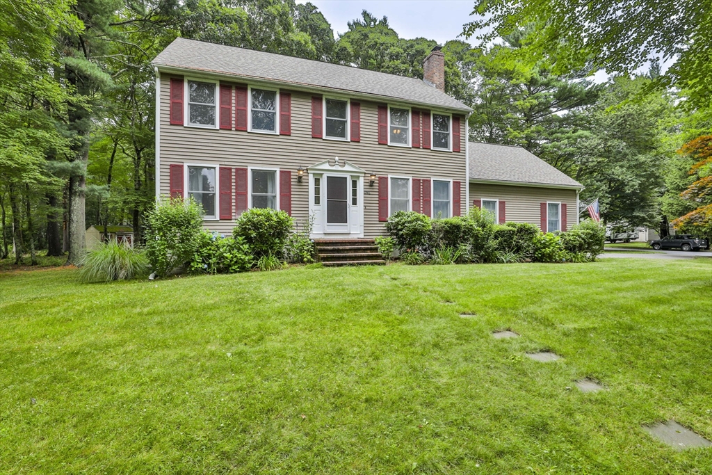 1 Deer Path Ln