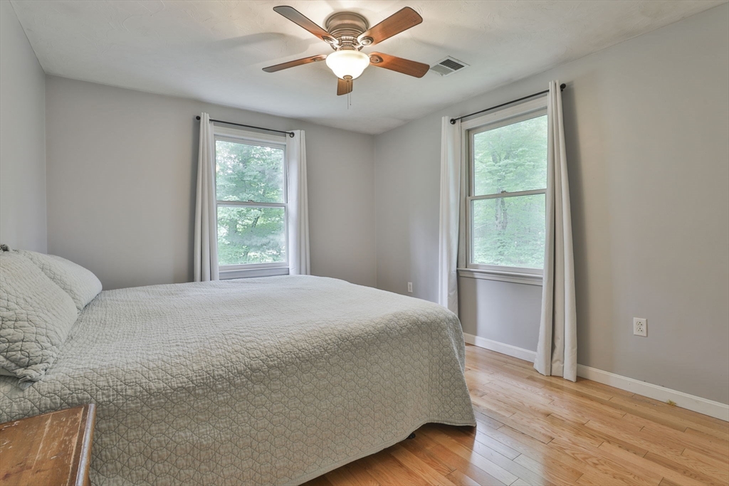 1 Deer Path Ln