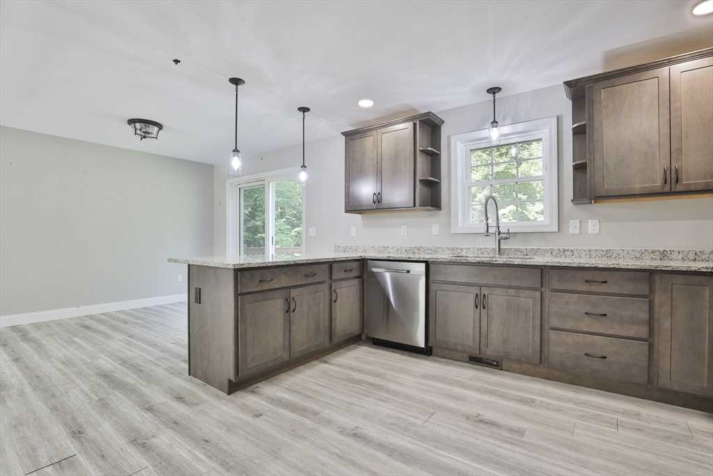46 Gray Rd