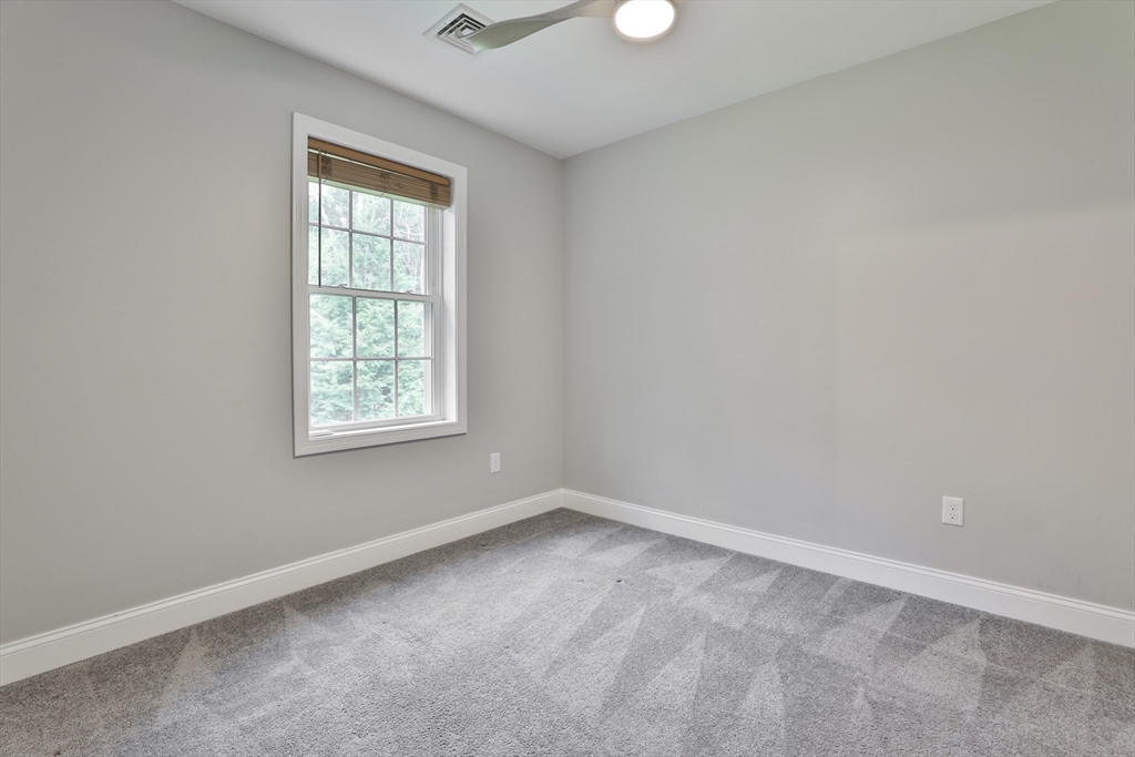 46 Gray Rd