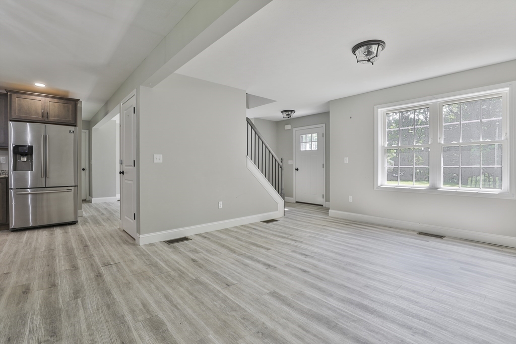 46 Gray Rd