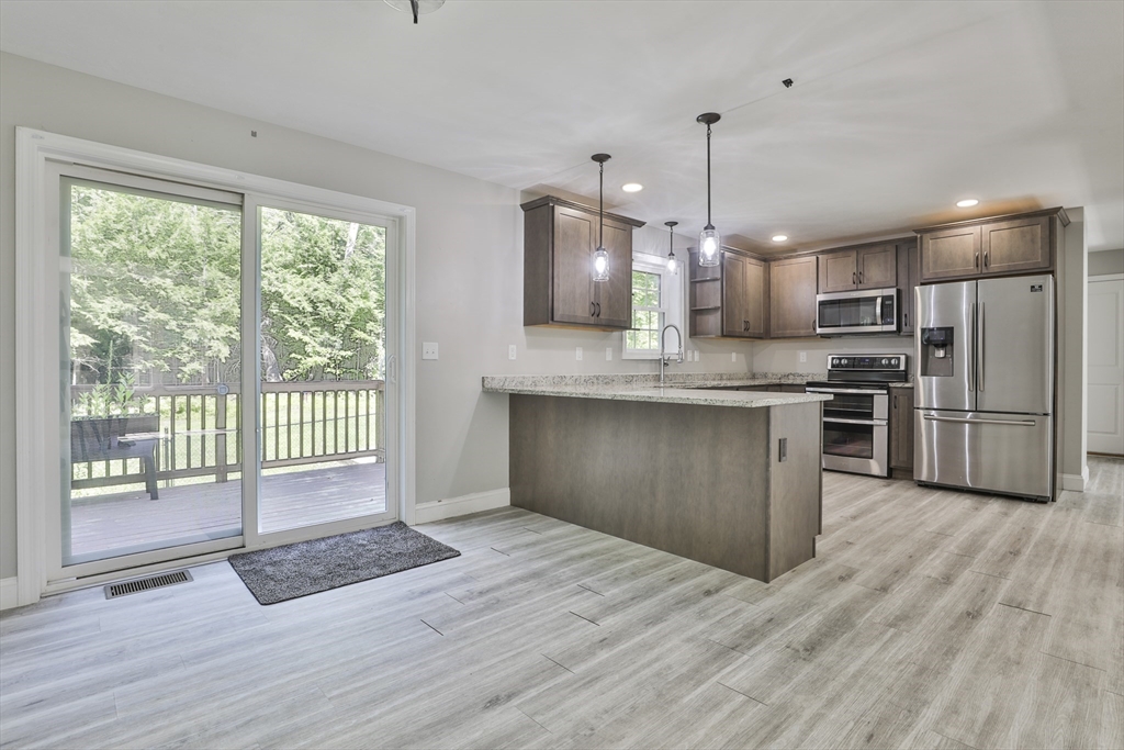 46 Gray Rd