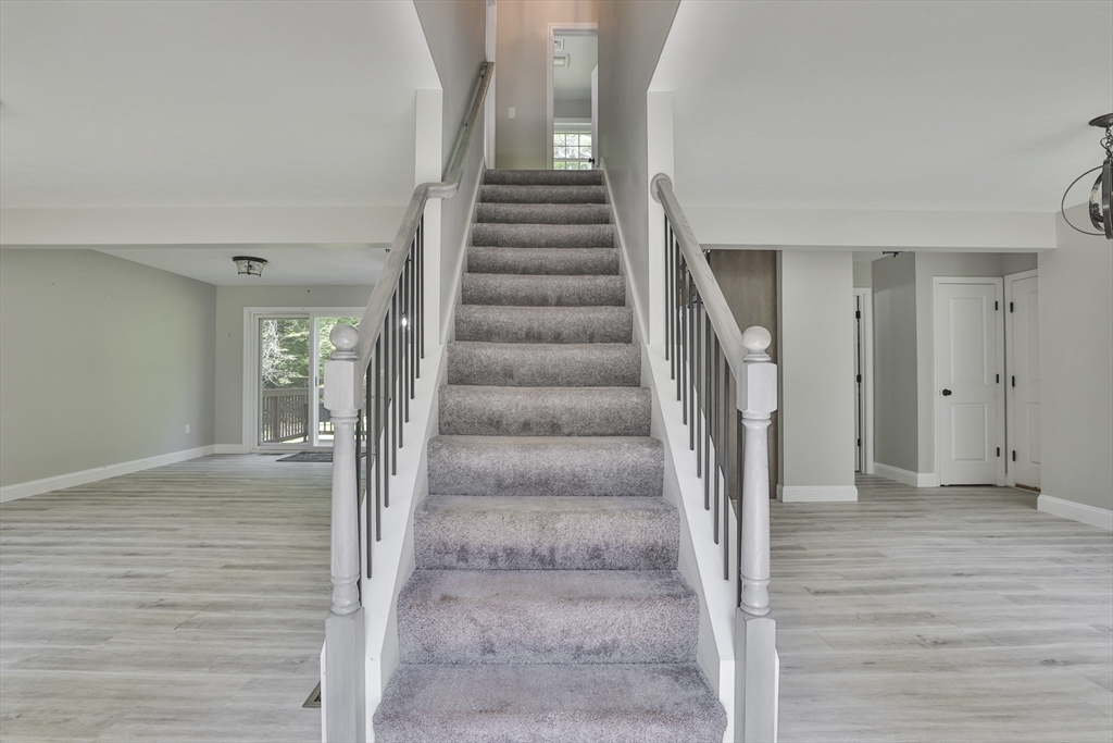 46 Gray Rd