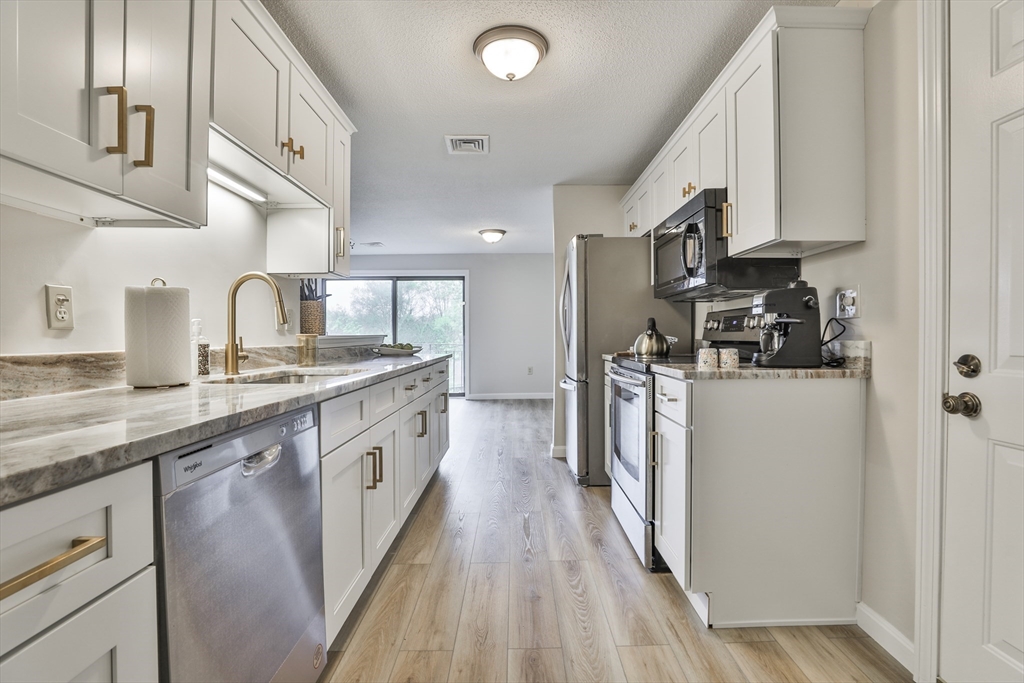 181 Littleton Rd # 213