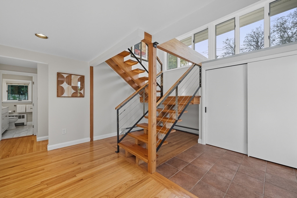 34 Oak St