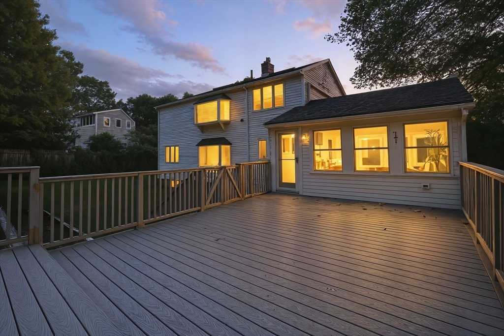 34 Oak St