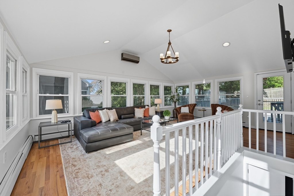 34 Oak St