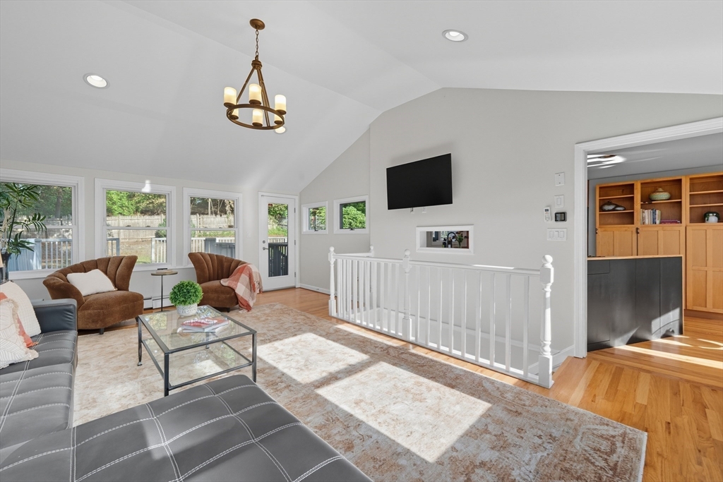 34 Oak St