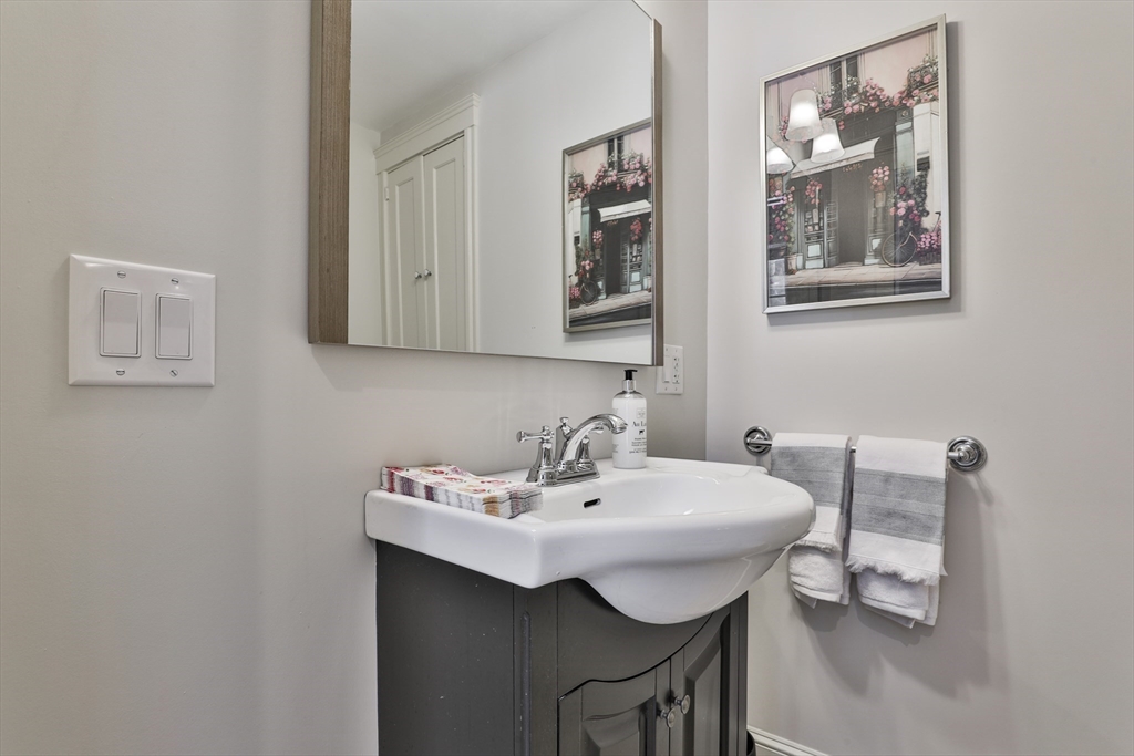 55 Sherman's Bridge Rd