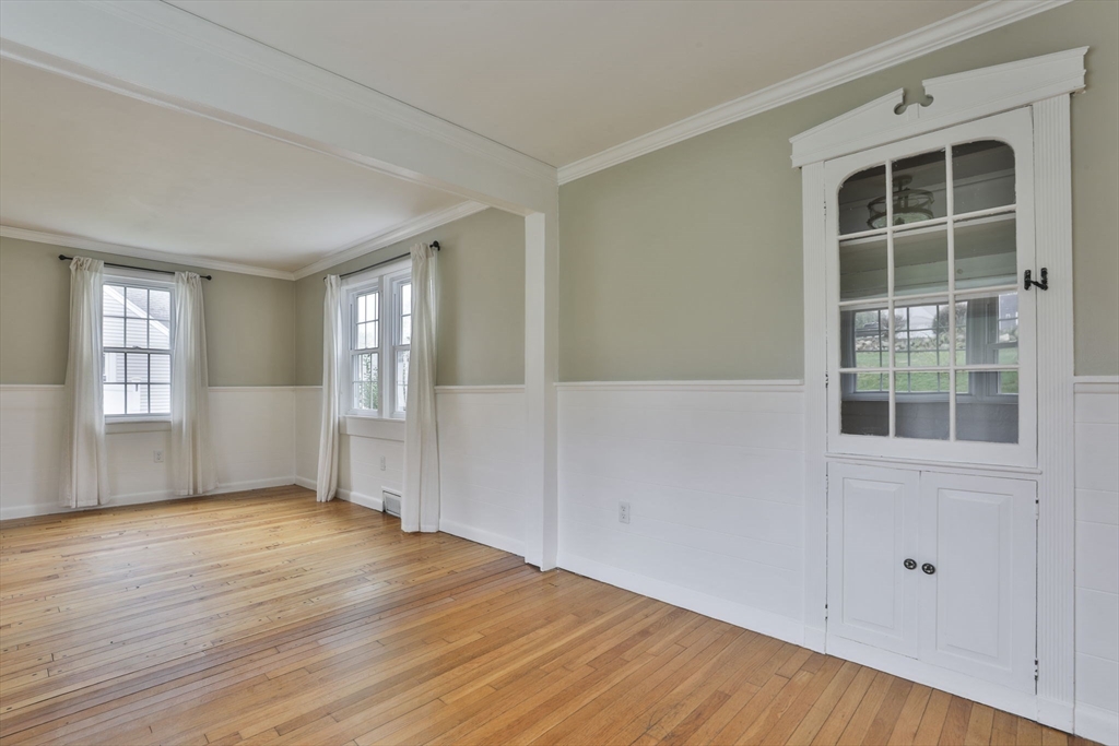 63 Wellington Street