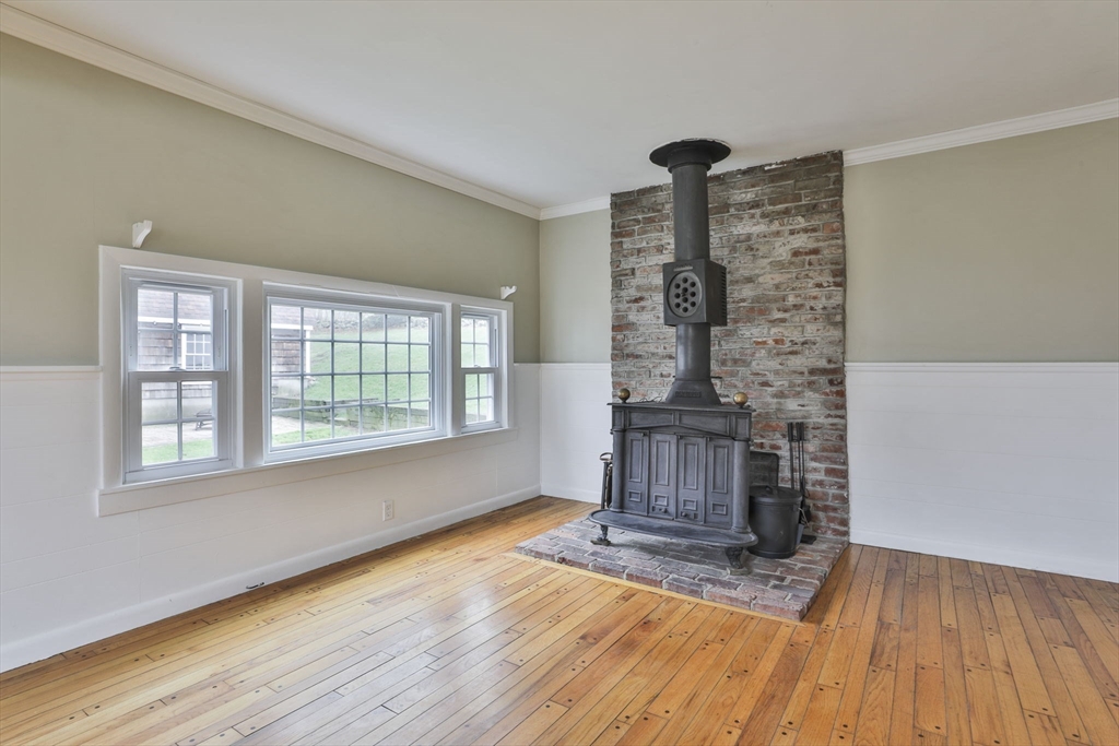 63 Wellington Street