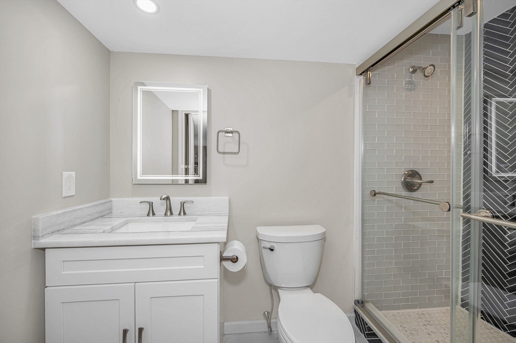 12 Dunstable Cir # 12