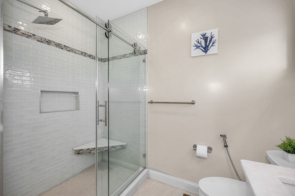 12 Dunstable Cir # 12