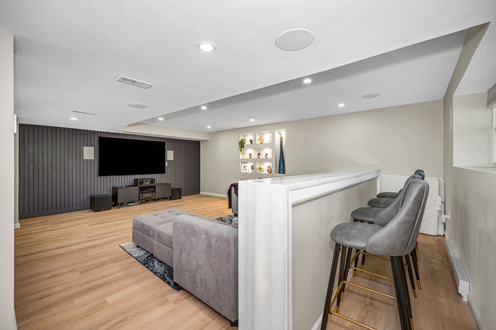 12 Dunstable Cir # 12