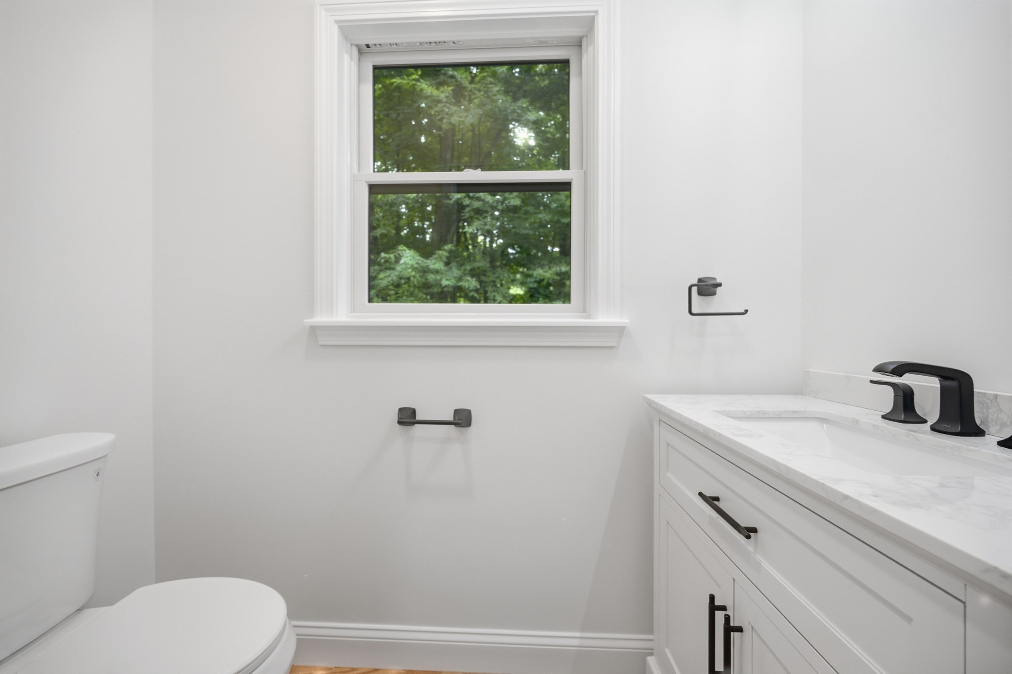 24 Nashua Rd # 2