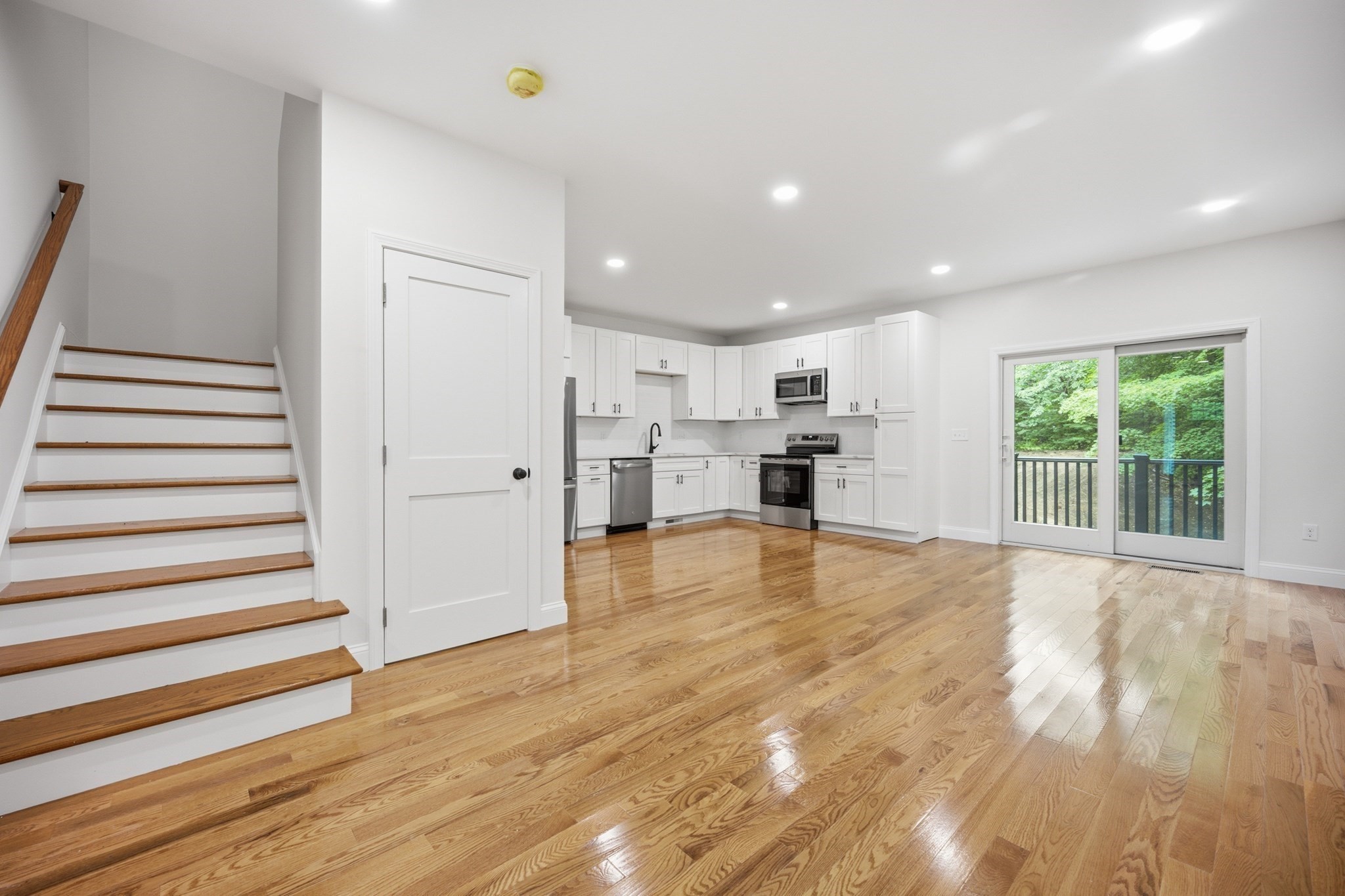 24 Nashua Rd # 2