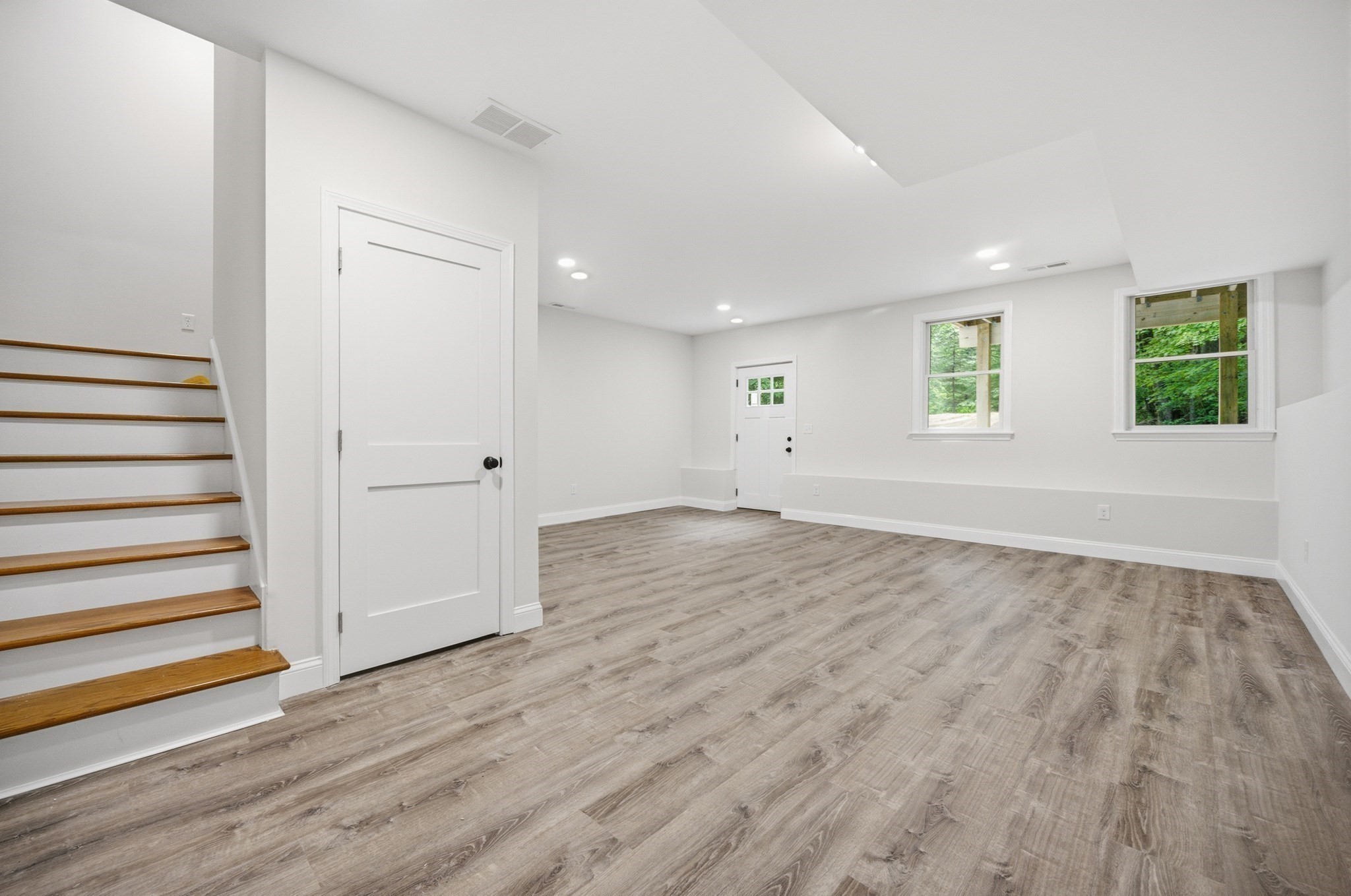 24 Nashua Rd # 2