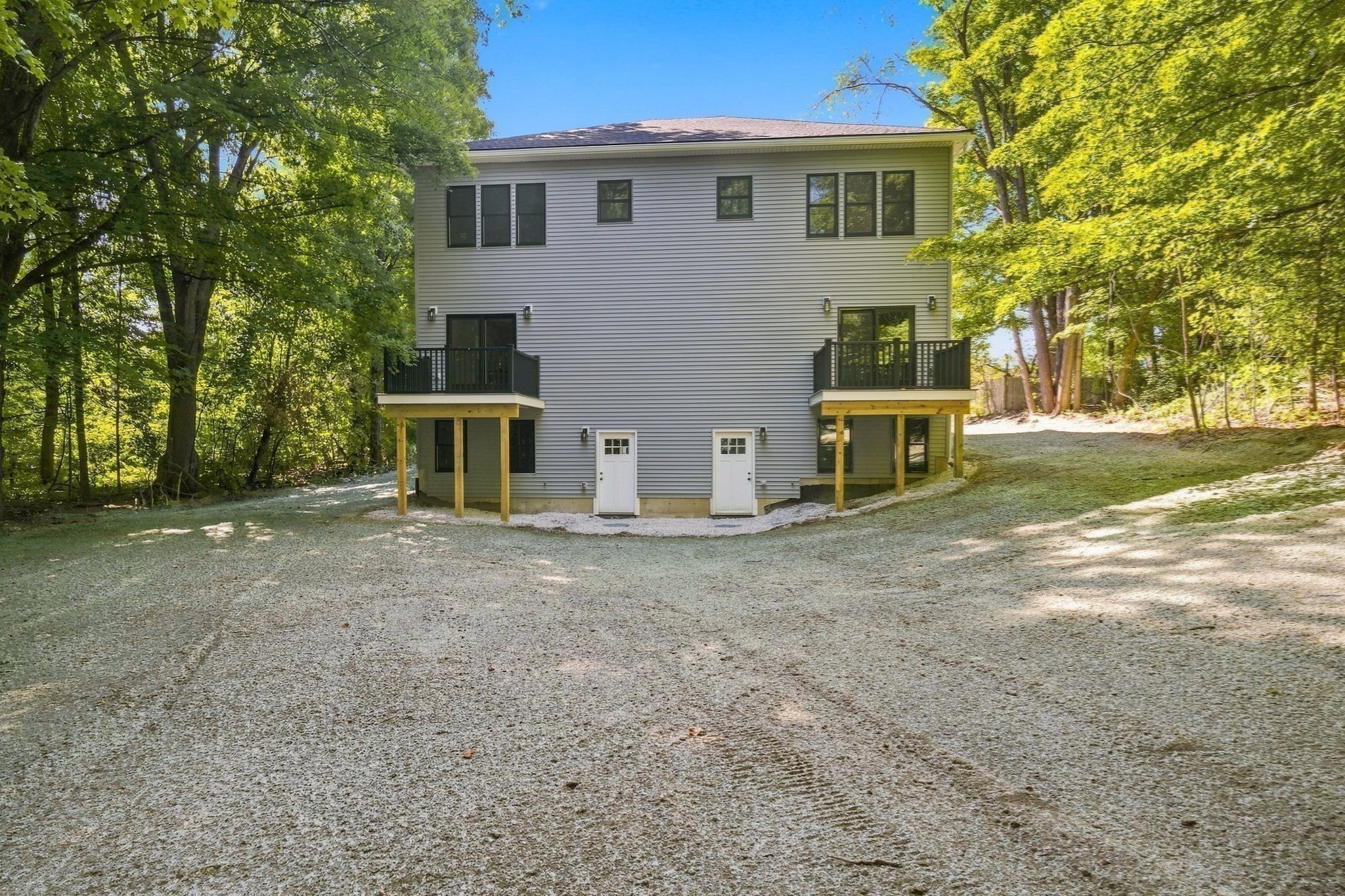 24 Nashua Rd # 2
