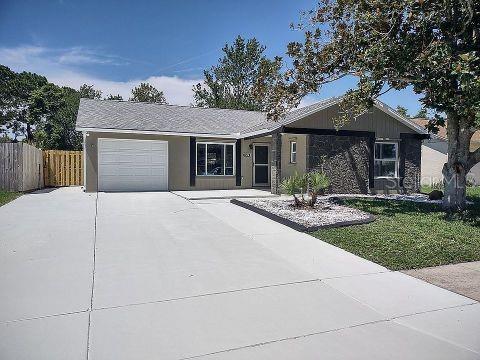 7676 MONTAGUE LOOP