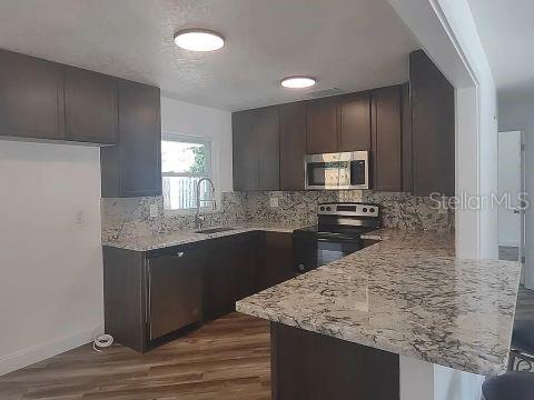 7676 MONTAGUE LOOP