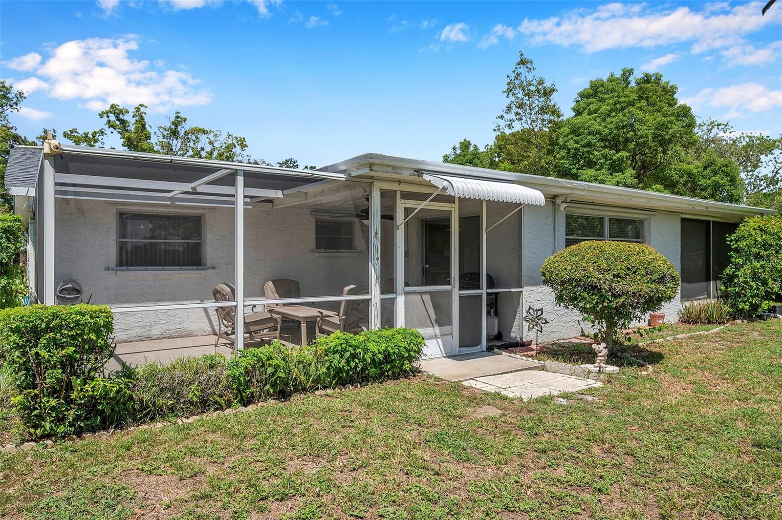 6834 PARKSIDE DRIVE