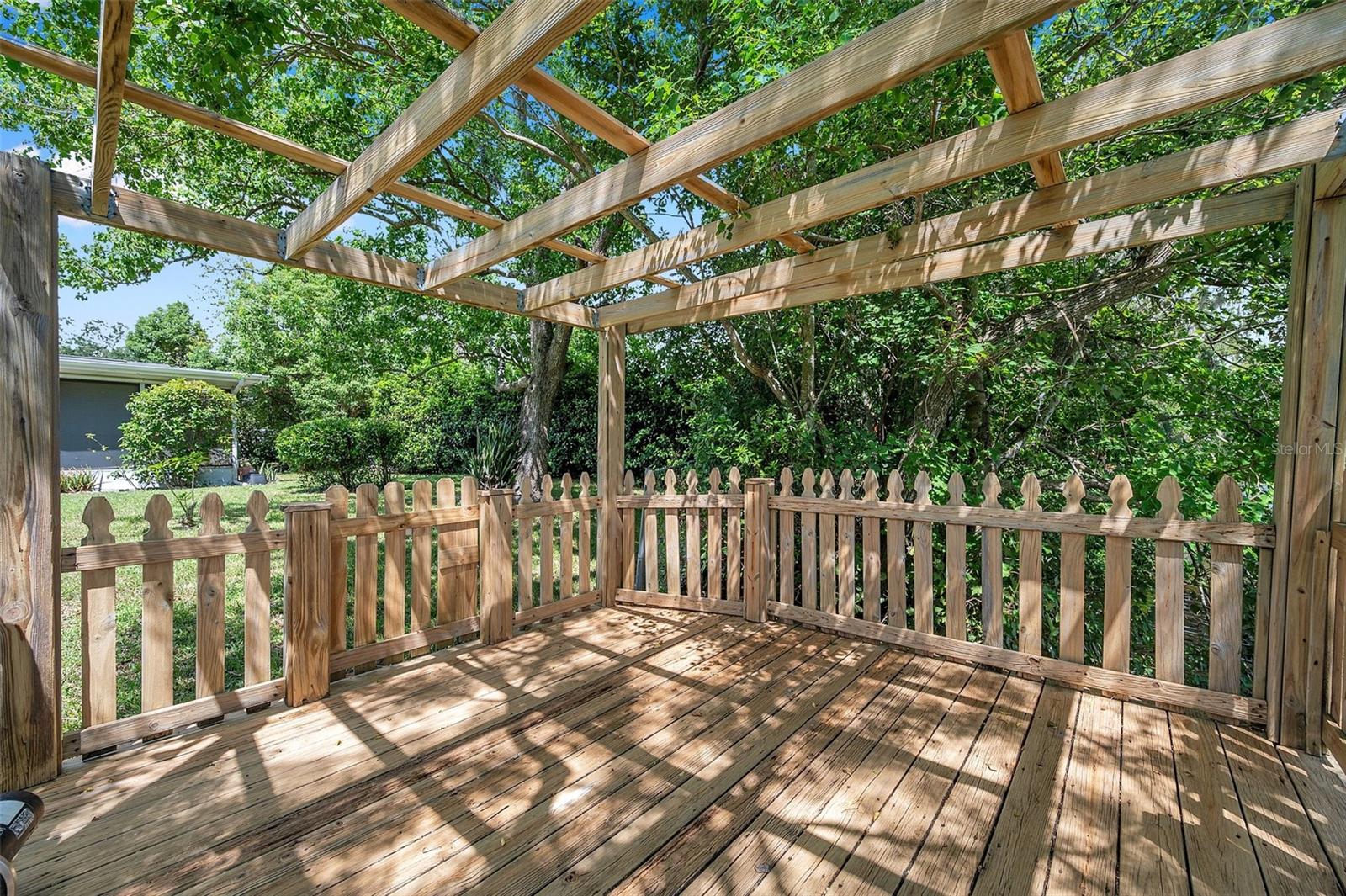 6834 PARKSIDE DRIVE
