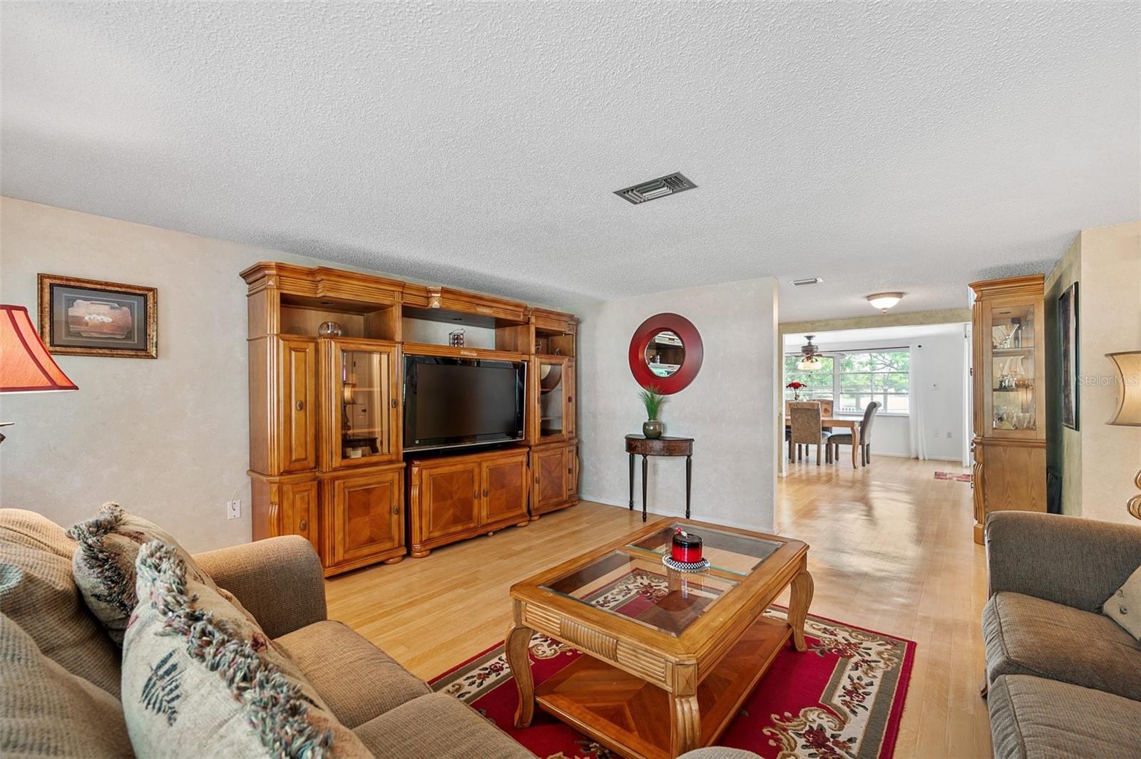 6834 PARKSIDE DRIVE