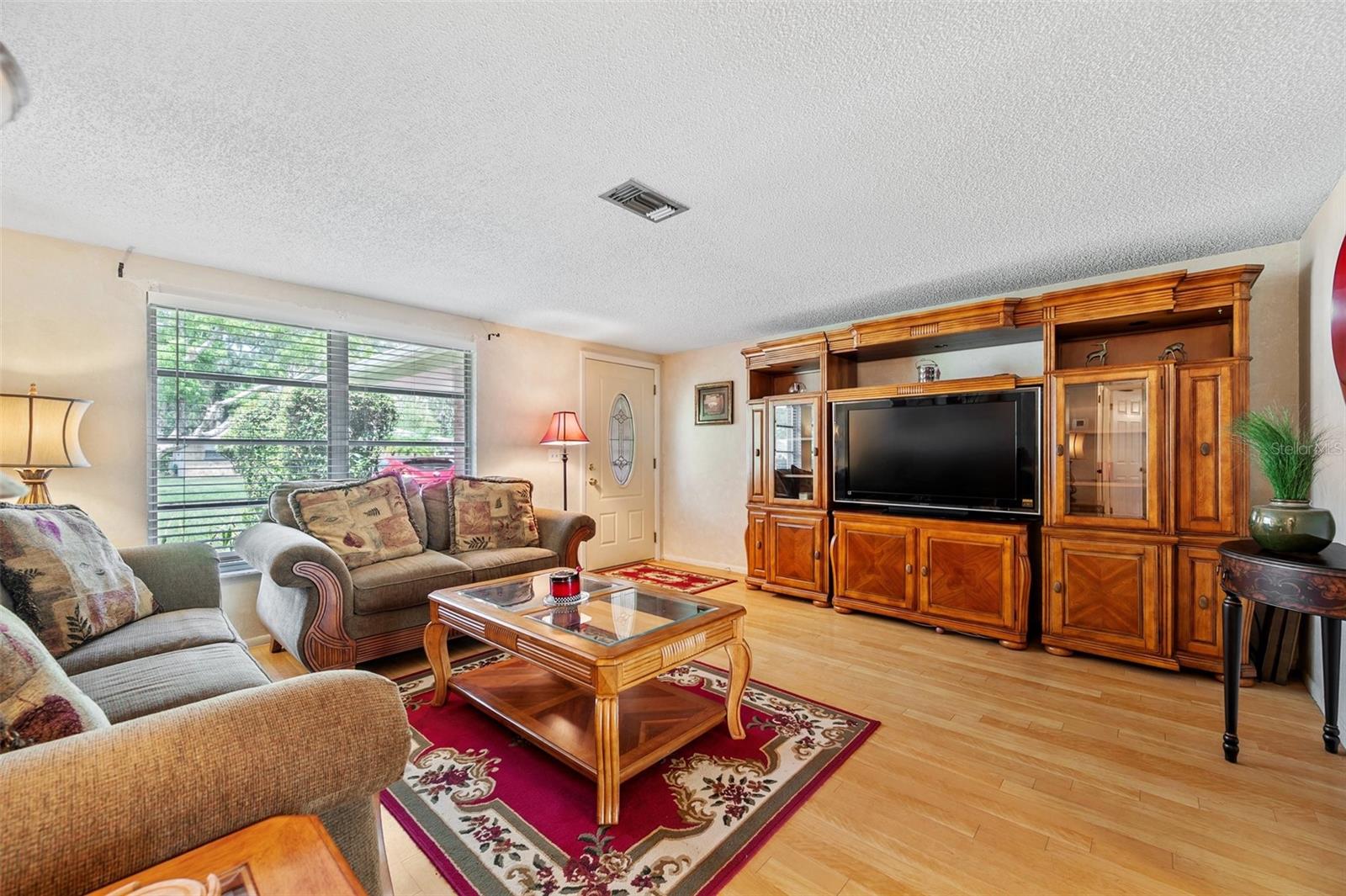 6834 PARKSIDE DRIVE