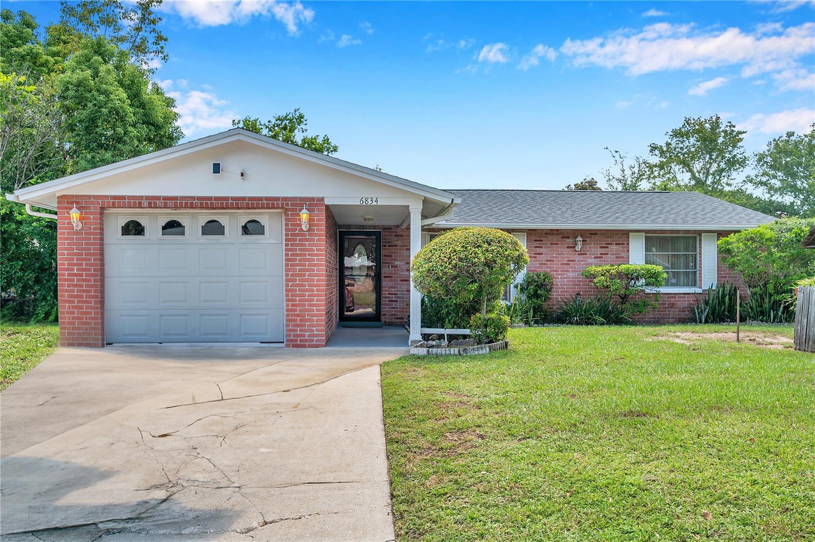 6834 PARKSIDE DRIVE