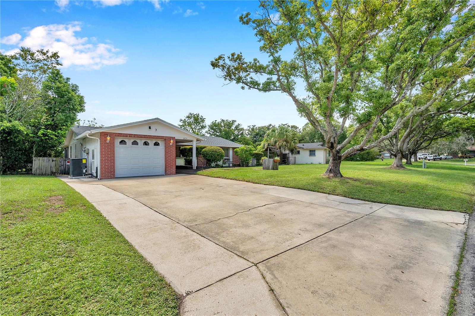 6834 PARKSIDE DRIVE