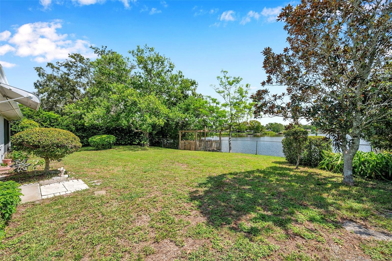 6834 PARKSIDE DRIVE
