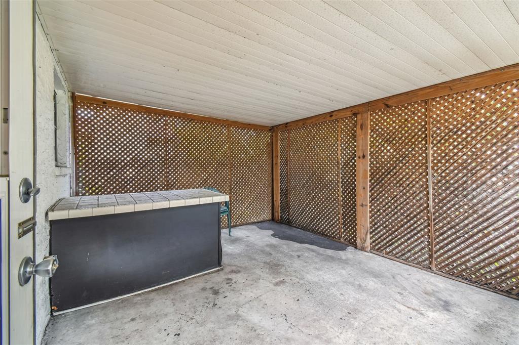 9822 MOREHEAD LANE
