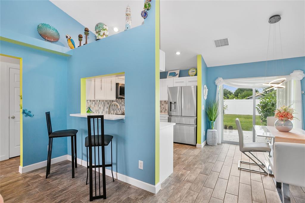 5811 33RD DRIVE E