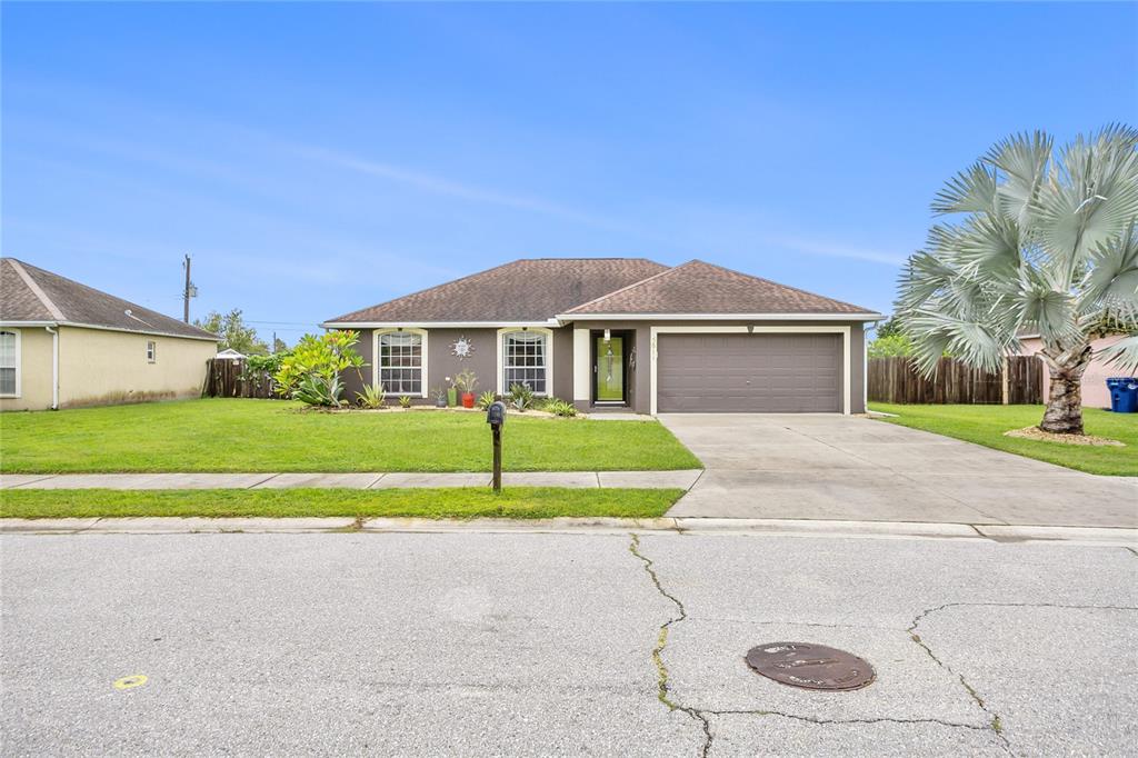 5811 33RD DRIVE E