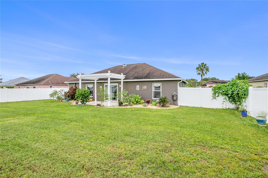 5811 33RD DRIVE E